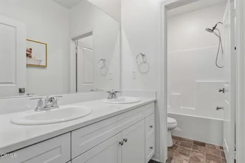 $739,000 | 2072 Harvest Loop, Santa Paula, CA 93060