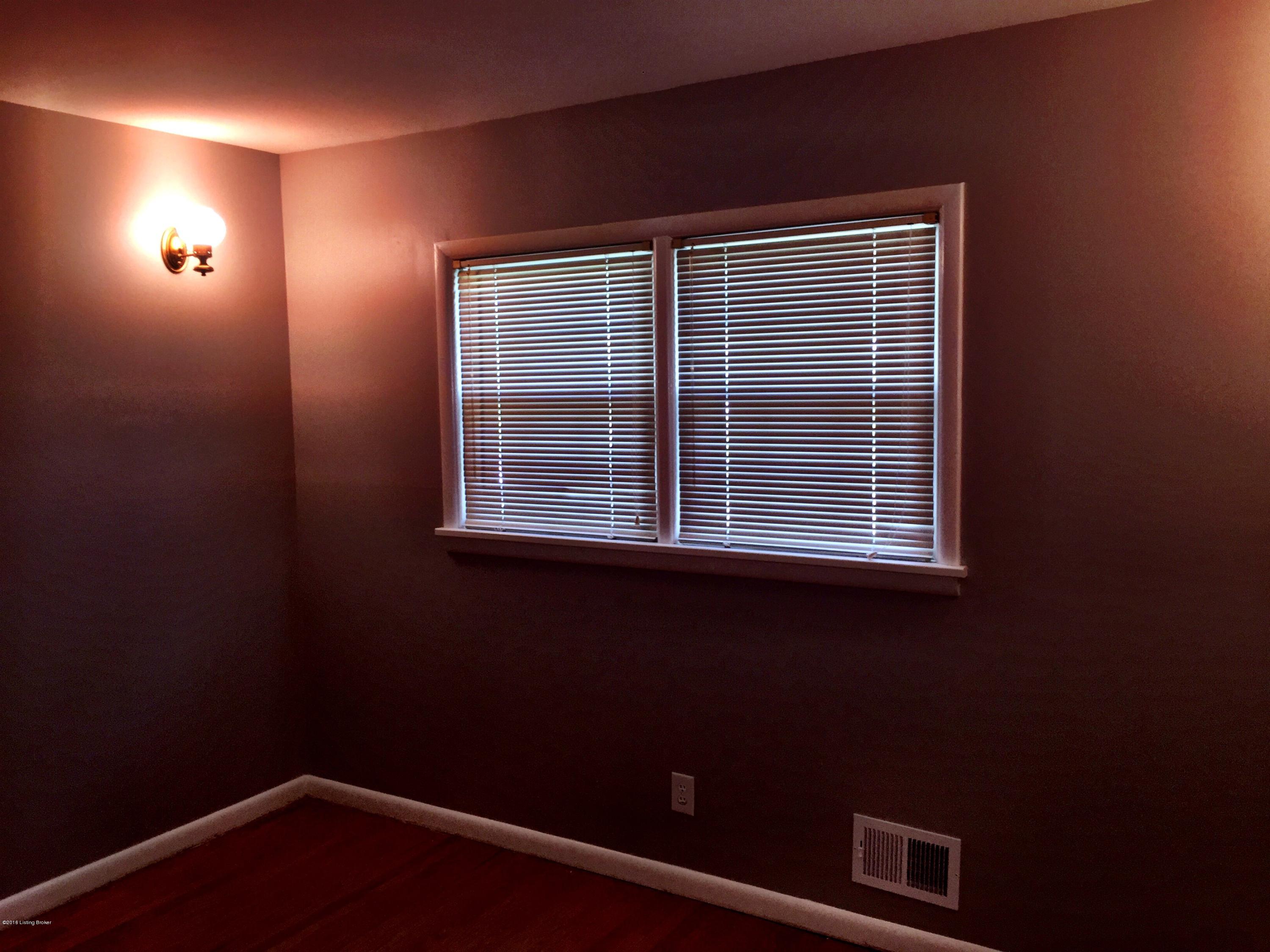 6704 Fernhaven Road Louisville, KY 40228 - Photo 13 of 28 IMG_3743