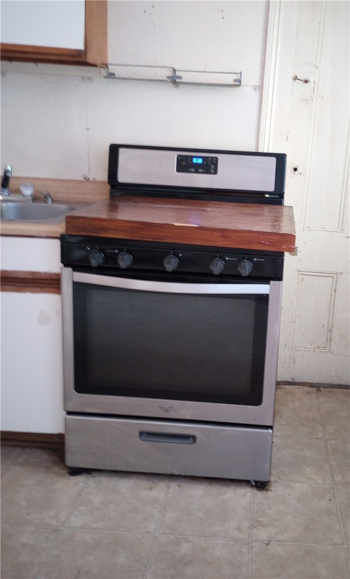 81 Maple Street, Unit LOWR Addison, NY 14801 - Photo 6 of 19 Lower kitchen view 4