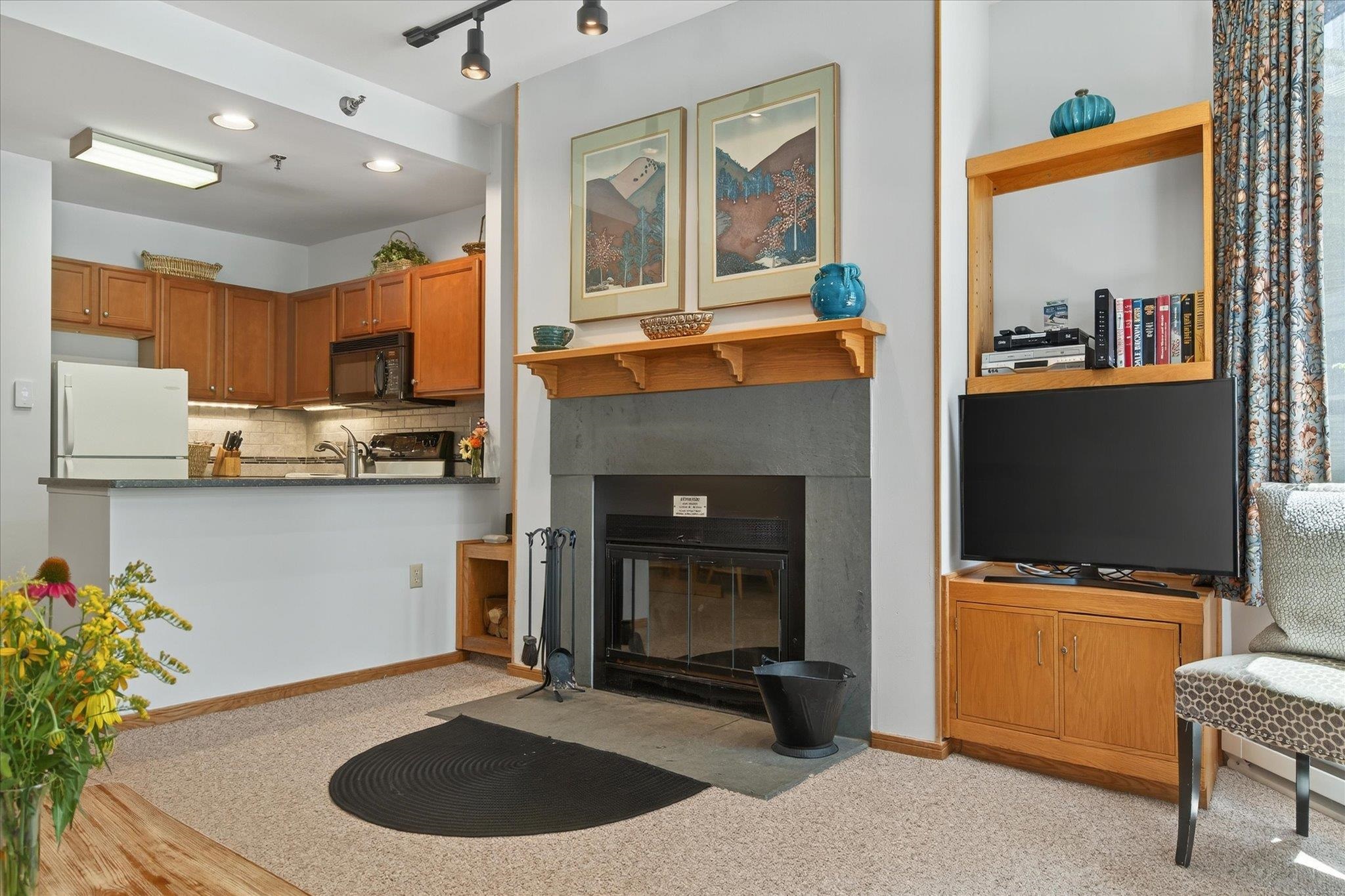 112 High Ridge Road, Unit D5 Killington, VT 05751 - Photo 8 of 31 Gallery Image 8