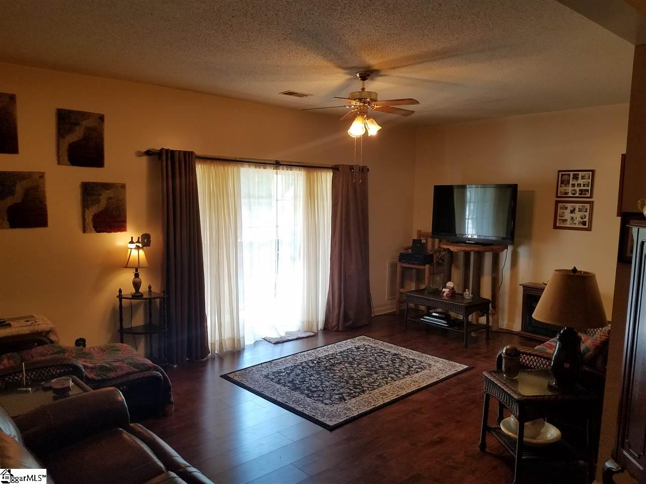 160 Wexford Drive, Unit 105 Anderson, SC 29621 - Photo 3 of 13