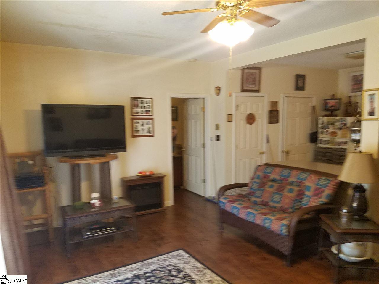 160 Wexford Drive, Unit 105 Anderson, SC 29621 - Photo 4 of 13