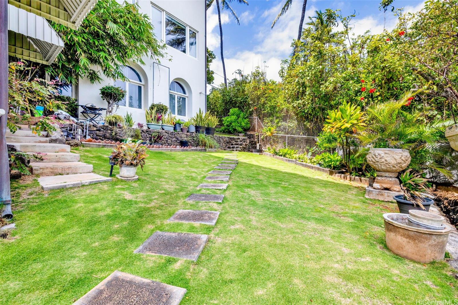 3647 Diamond Head Road Honolulu, HI 96816 - Photo 6 of 25