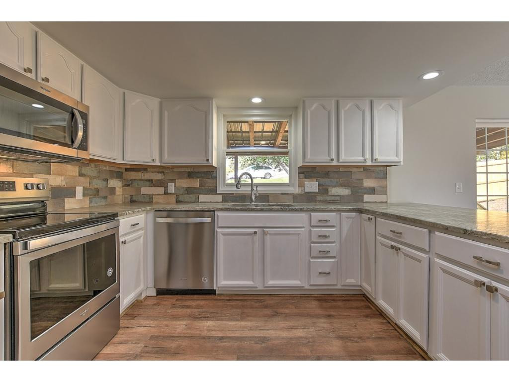 200 Forrest Road Fall Branch, TN 37656 - Photo 11 of 34 Photo 11