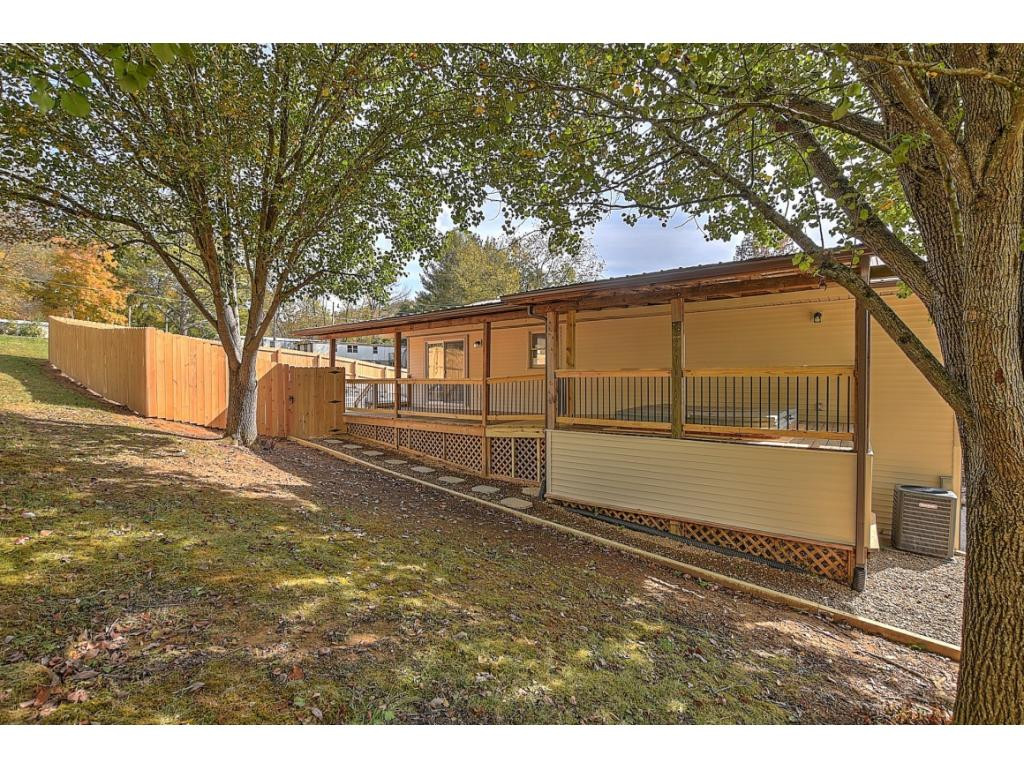 200 Forrest Road Fall Branch, TN 37656 - Photo 30 of 34 Photo 30