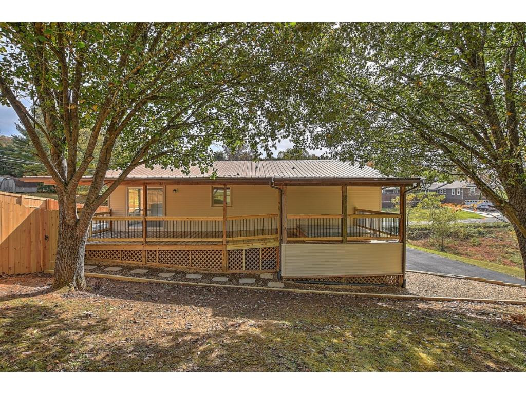 200 Forrest Road Fall Branch, TN 37656 - Photo 31 of 34 Photo 31