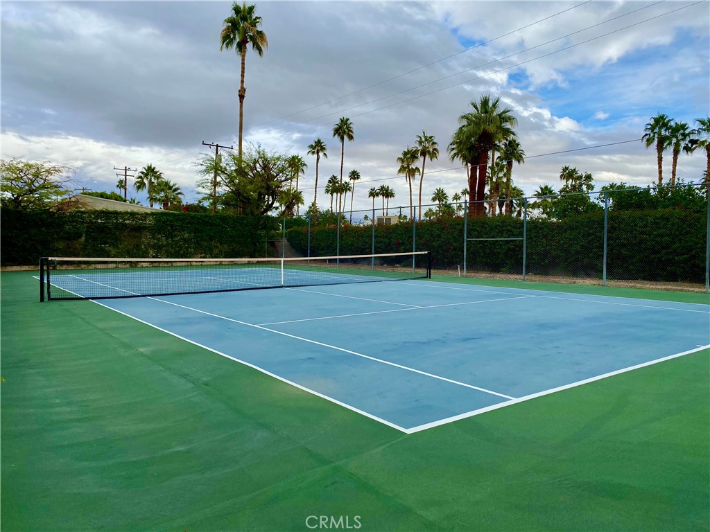 1111 East Ramon Road, Unit 51 Palm Springs, CA 92264 - Photo 24 of 28 Tennis courts