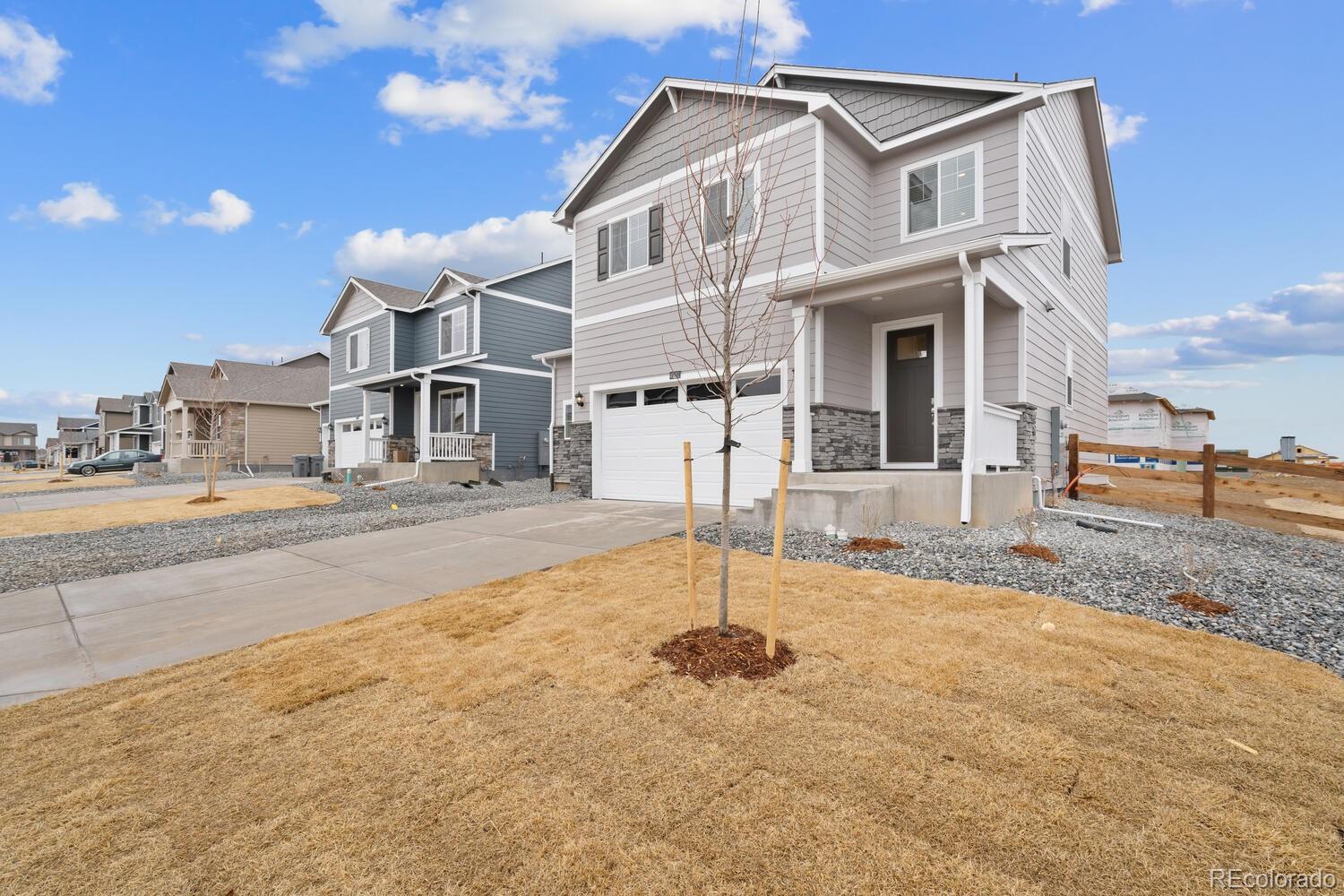 206 Racer Street Bennett, CO 80102 - Photo 4 of 39 Gallery Image 4