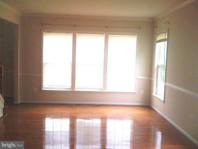 8202 Rison Drive Brandywine, MD 20613 - Photo 4 of 22 Living Room