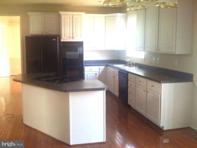 8202 Rison Drive Brandywine, MD 20613 - Photo 6 of 22 Kitchen