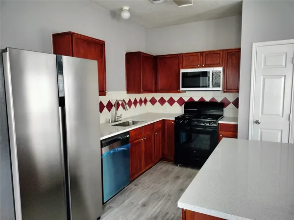 $1,995 | 14930 Sugarhollow Drive, Sugar Land, TX 77498