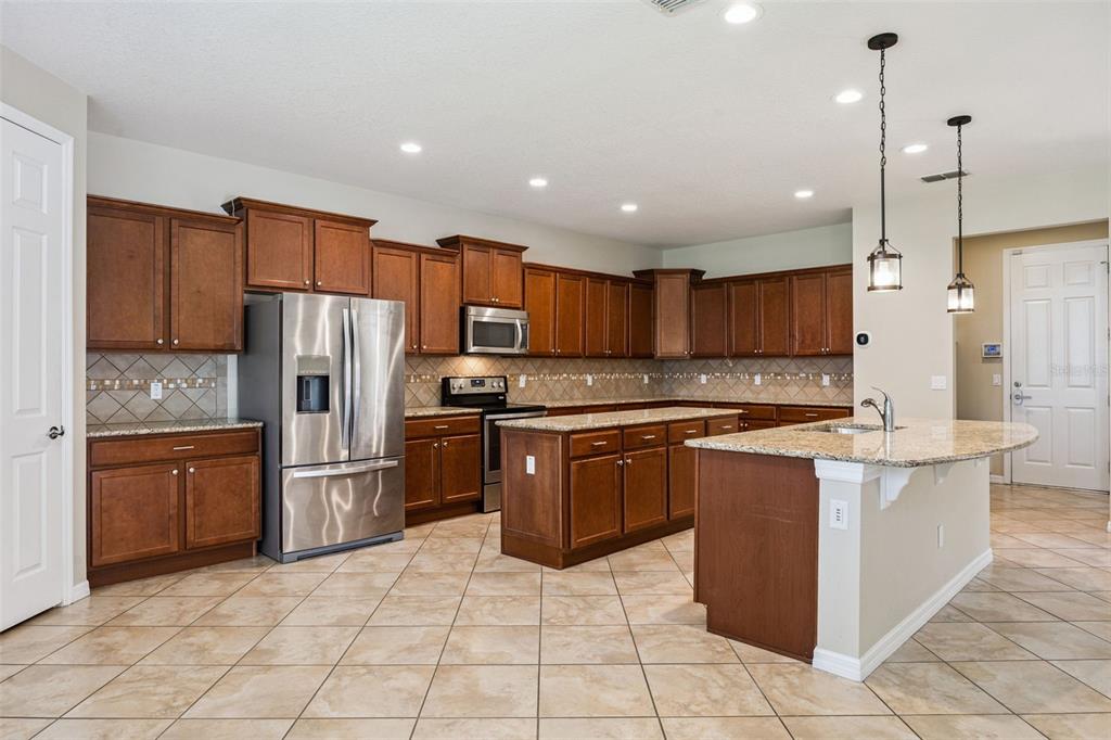 13328 Overstreet Road Windermere, FL 34786 - Photo 5 of 43