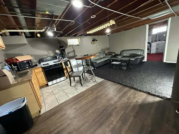 $274,900 | 17832 Glen Oak Avenue, Lansing, IL 60438