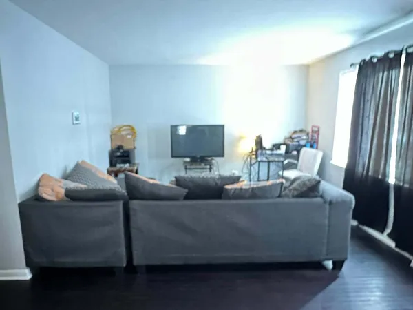 $274,900 | 17832 Glen Oak Avenue, Lansing, IL 60438