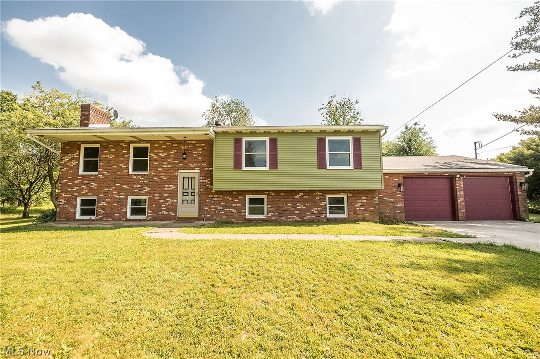 1814 Randolph Road Mogadore, OH 44260 - Photo 2 of 30