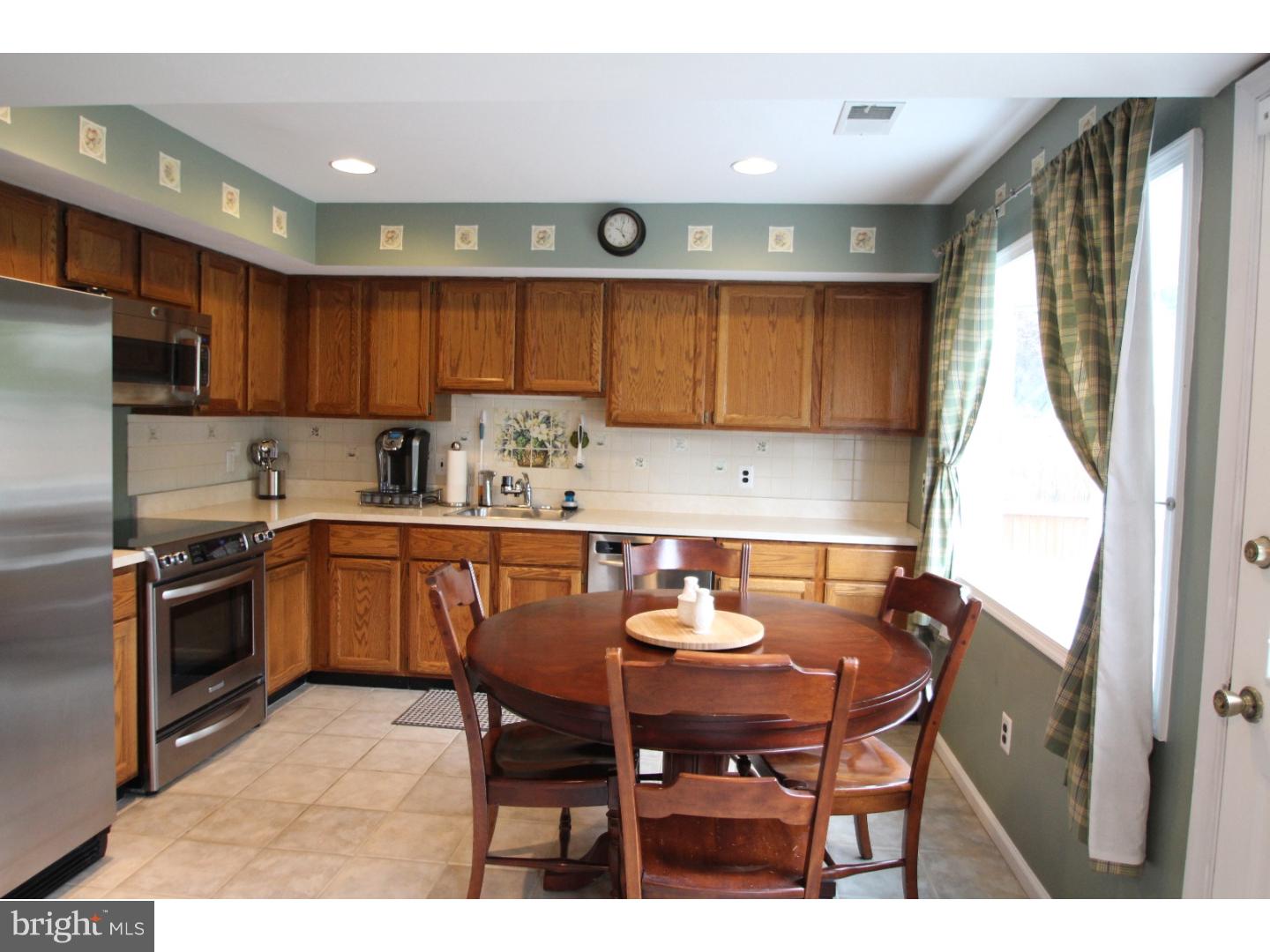 51 Church Road Horsham, PA 19044 - Photo 6 of 16 Kitchen