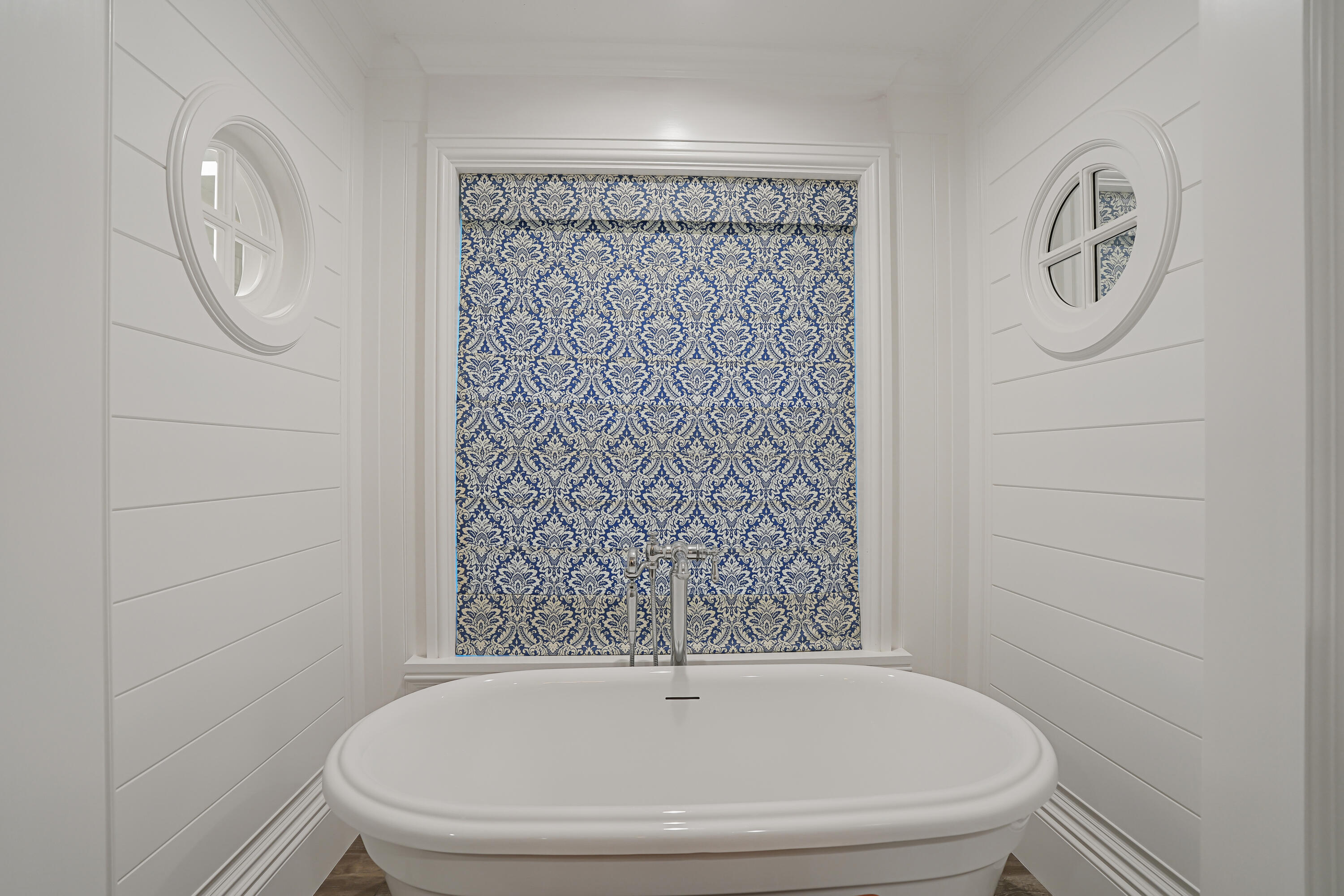 6000 Eagles Nest Drive Jupiter, FL 33458 - Photo 23 of 86 a bathroom with a bathtub and shower