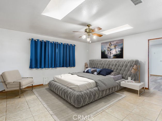 7045 Oak Hill Road Oak Hills, CA 92344 - Photo 13 of 30 Newer en suite