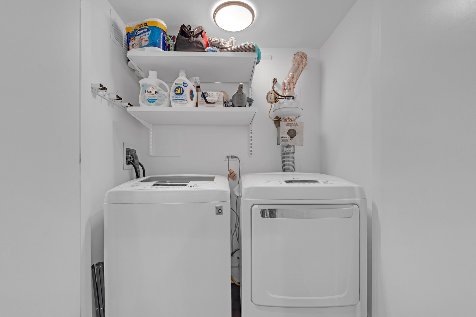 16 North Carpenter Street, Unit 3N Chicago, IL 60607 - Photo 23 of 23 Gallery Image 23