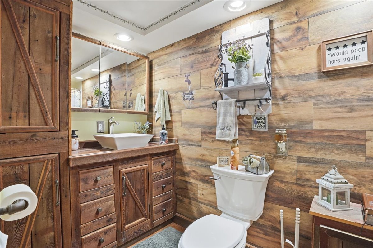 10606 West Eastwood Road Beach Park, IL 60087 - Photo 12 of 18