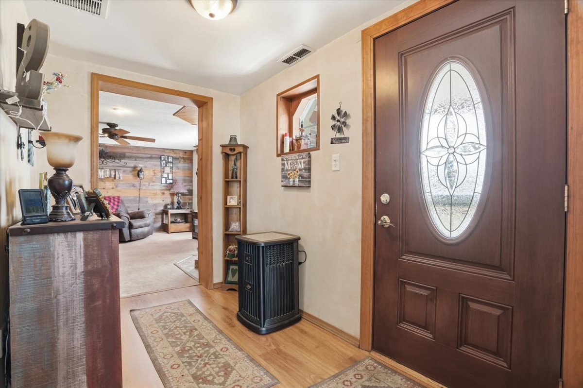 10606 West Eastwood Road Beach Park, IL 60087 - Photo 3 of 18