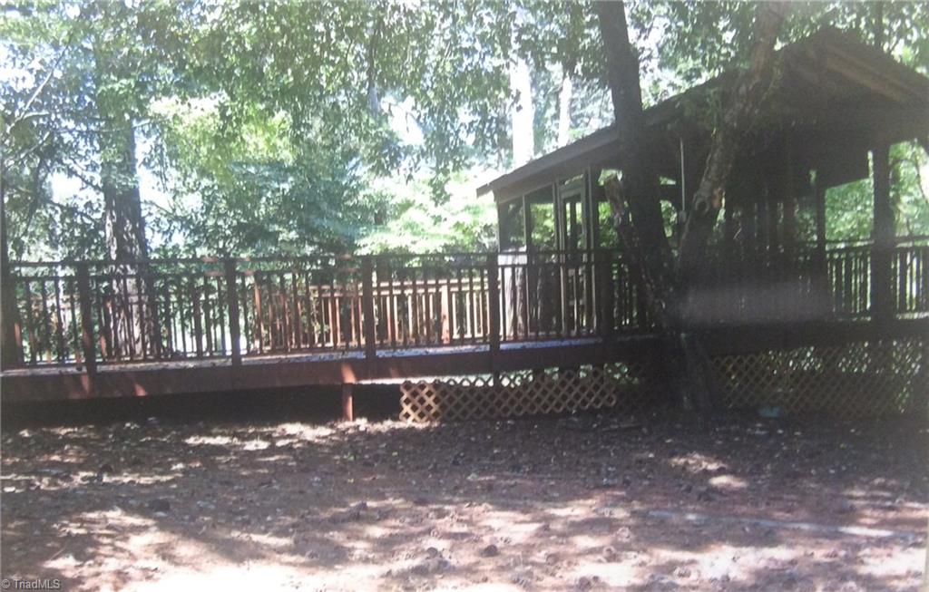 1501 Cardiff Lane High Point, NC 27265 - Photo 20 of 21 Gallery Image 20