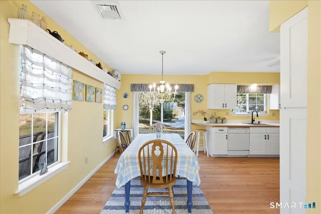 $549,000 | 21 Apple Way, Madison, CT 06443