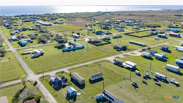 $59,999 | 1306 West Bill Tindall Avenue, Seadrift, TX 77983