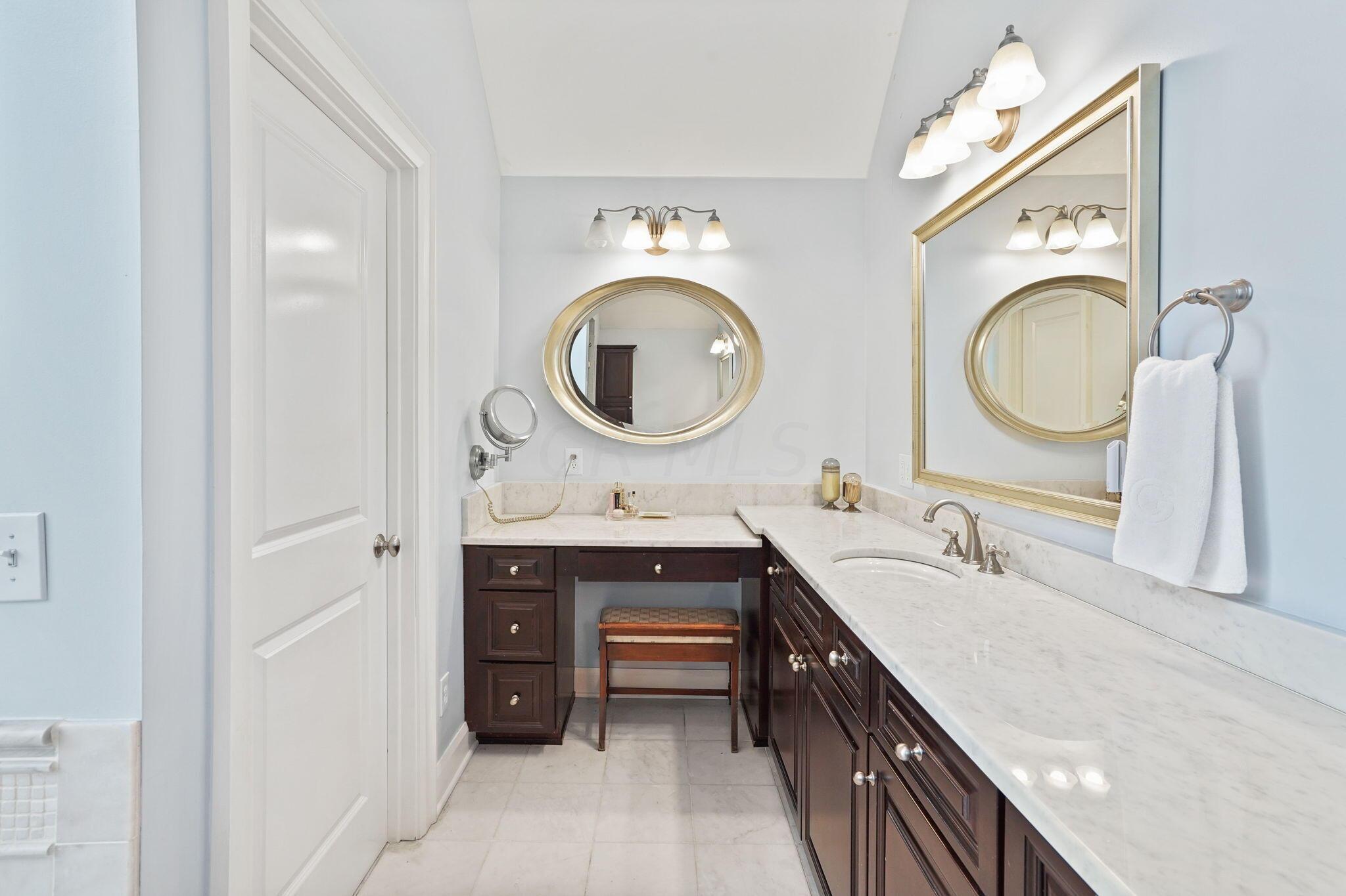 2076 Elgin Road Columbus, OH 43221 - Photo 59 of 82 60-web-or-mls-DSC00423