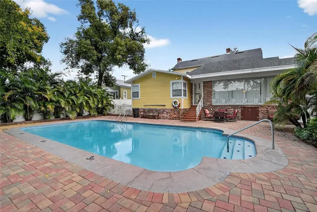 $950,000 | 805 North Wheeler Street, Plant City, FL 33563