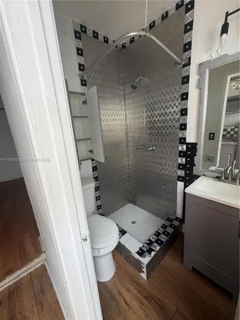 $3,000 | 1640 Funston Street, Hollywood, FL 33020