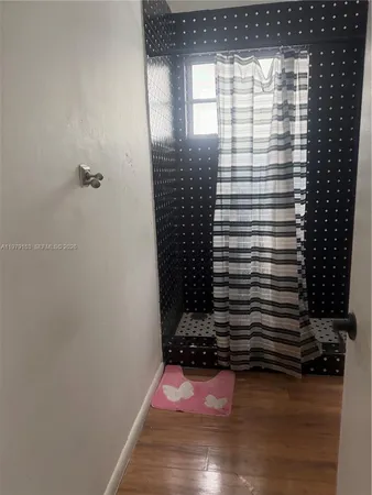 $3,000 | 1640 Funston Street, Hollywood, FL 33020