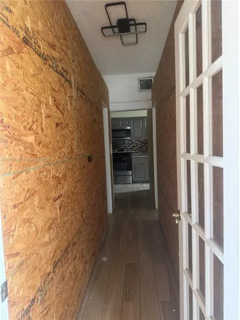 $3,000 | 1640 Funston Street, Hollywood, FL 33020