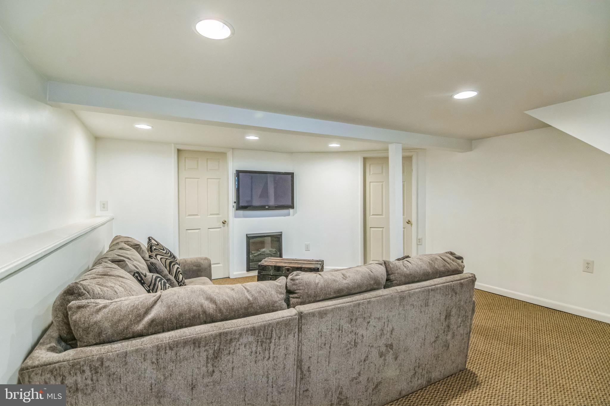 361 Amosland Road Holmes, PA 19043 - Photo 30 of 30 a living room with furniture and a couch