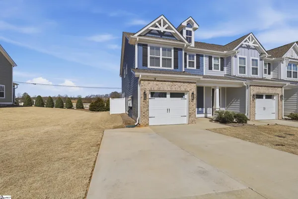 $297,500 | 349 Stirrup Court, Greer, SC 29651