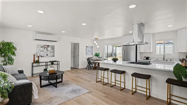 $774,999 | 8338 Stansbury Street, Spring Valley, CA 91977