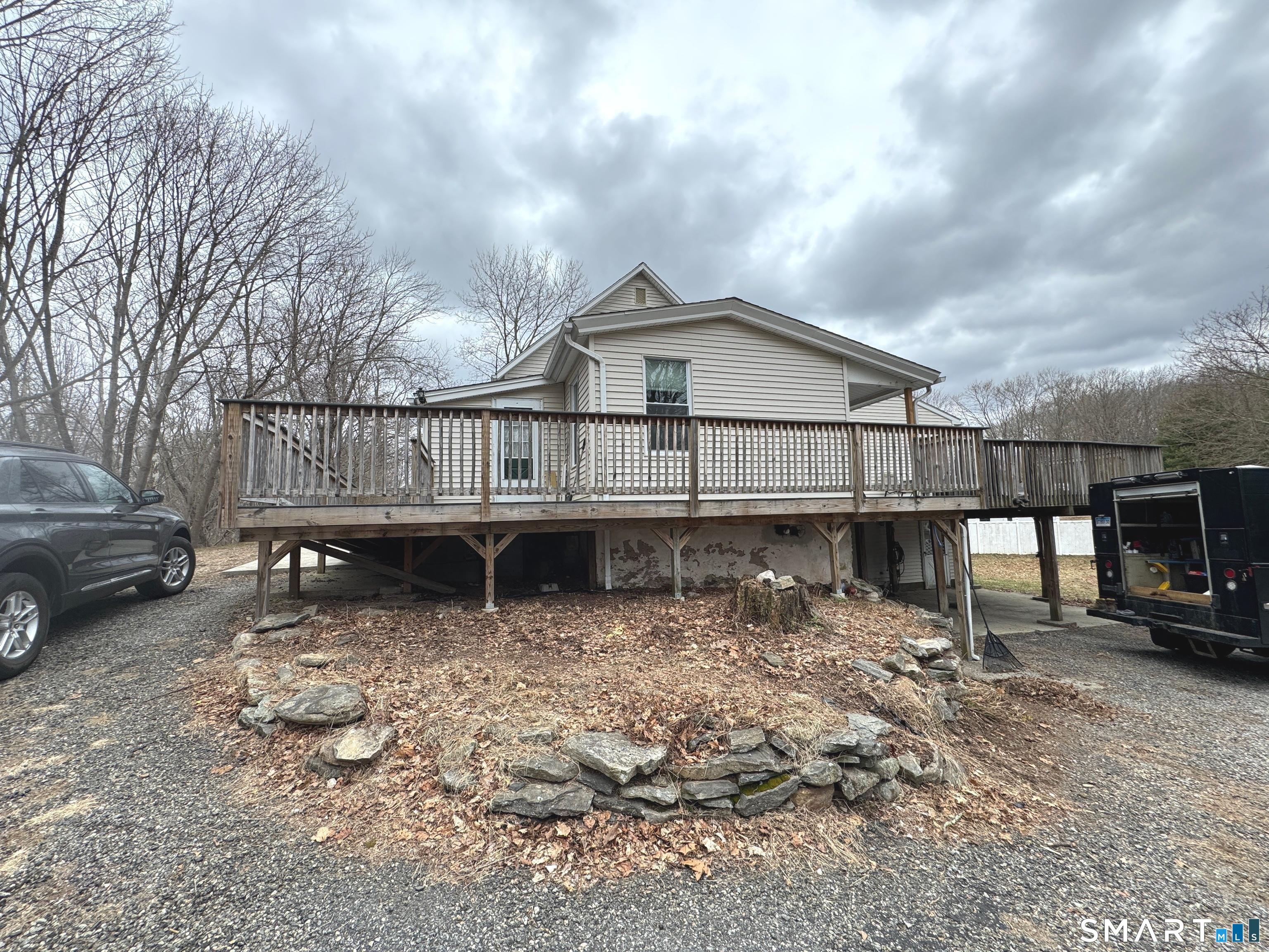 10 Texas Heights Road Plainfield, CT 06374 - Photo 3 of 36