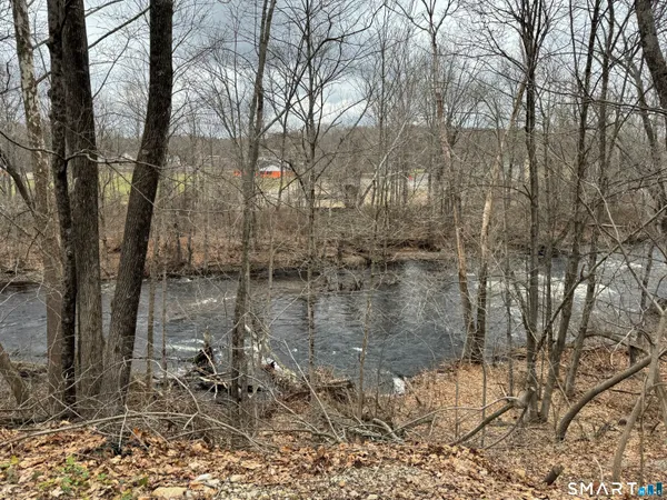$365,000 | 10 Texas Heights Road, Plainfield, CT 06374