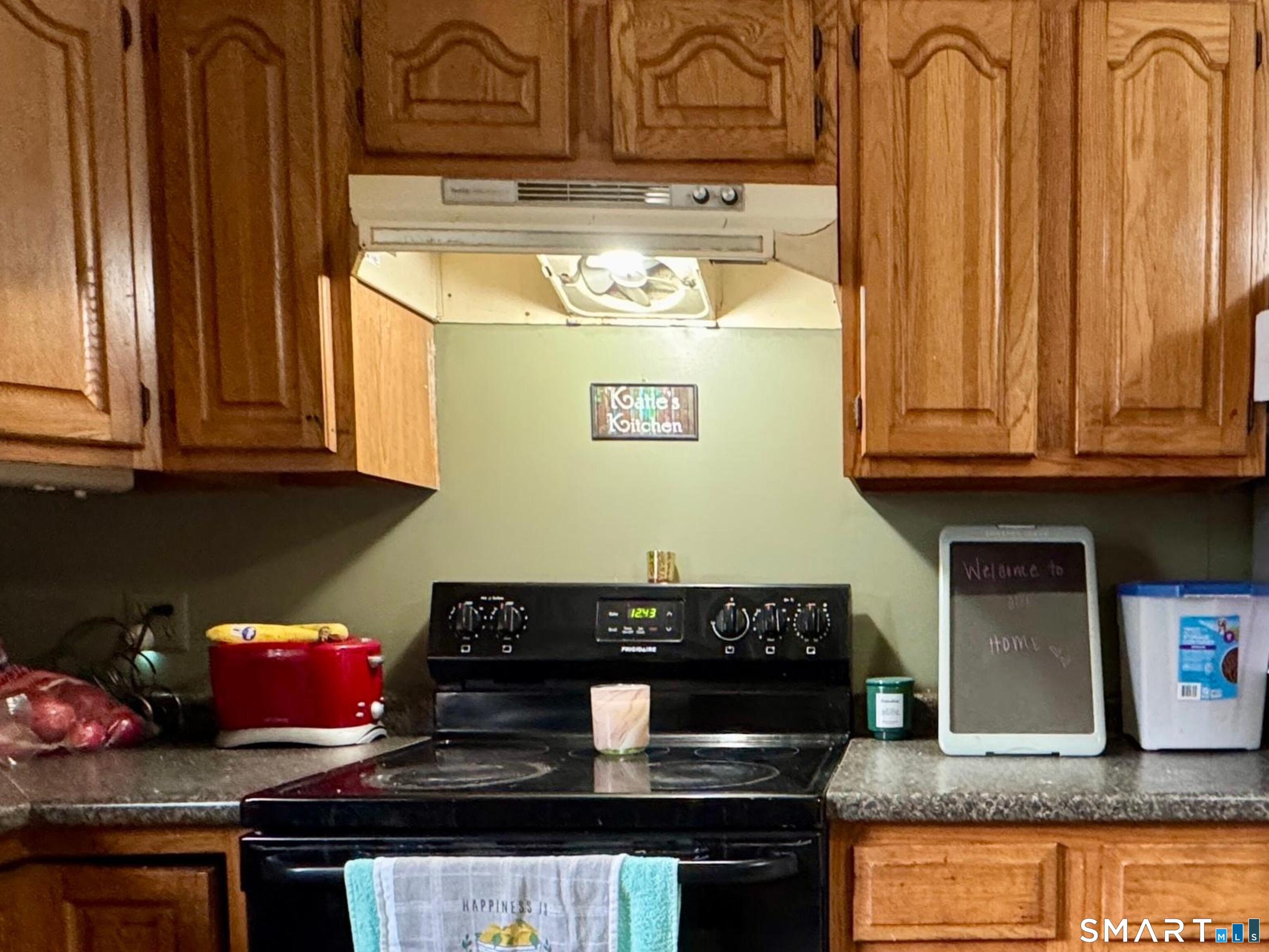 10 Texas Heights Road Plainfield, CT 06374 - Photo 7 of 36