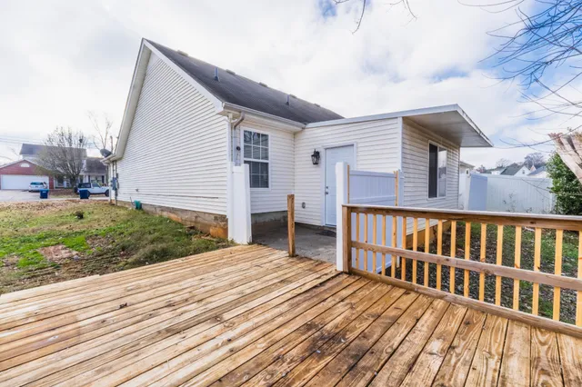 $299,900 | 1056 Stonemark Trail, La Vergne, TN 37086