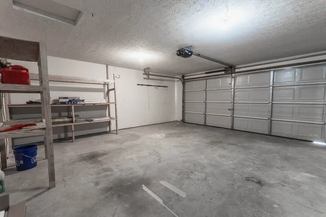 $299,900 | 1056 Stonemark Trail, La Vergne, TN 37086