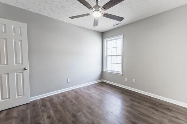 $299,900 | 1056 Stonemark Trail, La Vergne, TN 37086