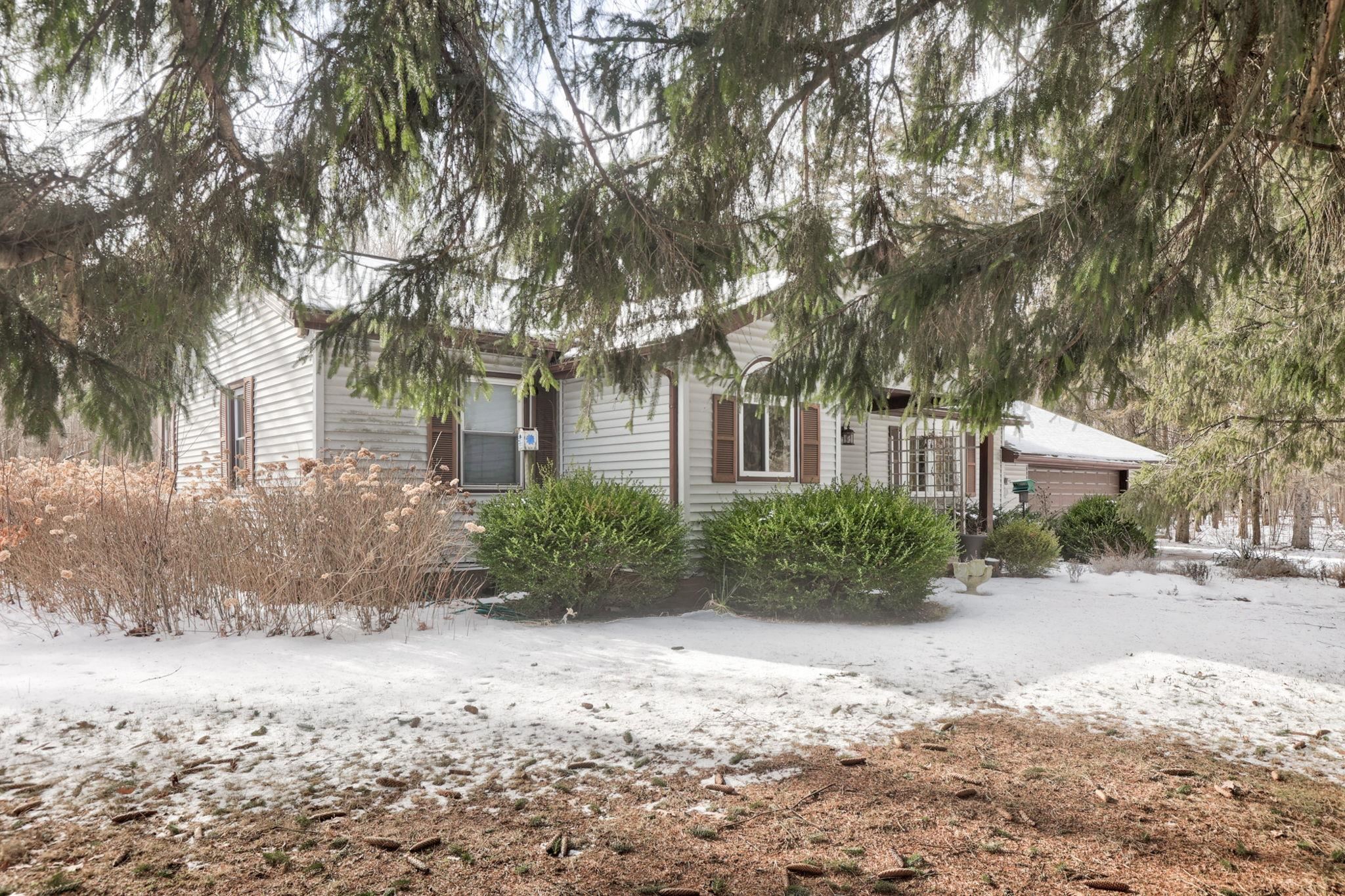 2638 Curtis Road Birch Run, MI 48415 - Photo 2 of 40