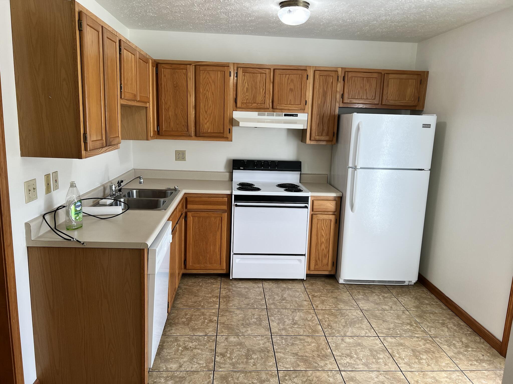 111-121 Hughes Road, Unit 1 Watauga, TN 37694 - Photo 12 of 23 7E6AE431-8521-4B16-9CE1-18115DC62223
