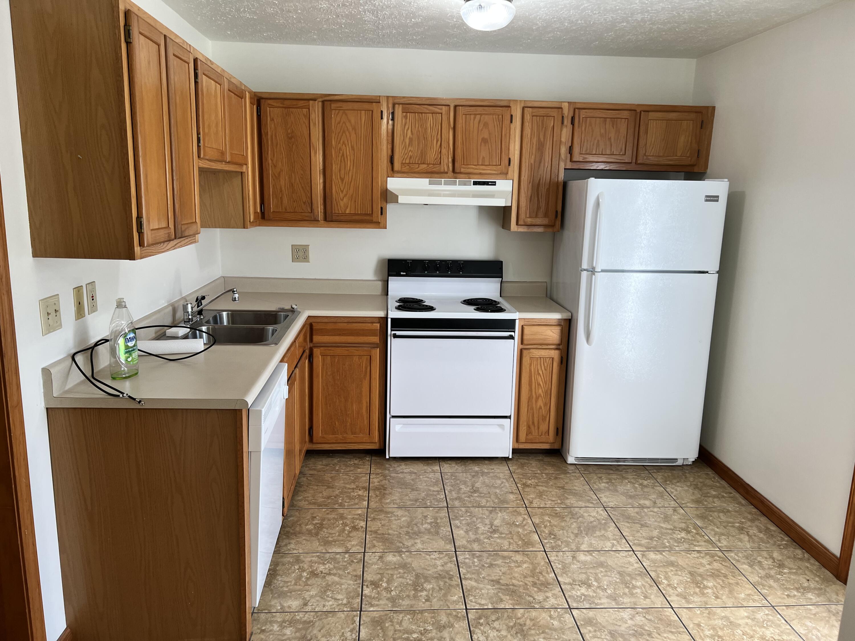 111-121 Hughes Road, Unit 1 Watauga, TN 37694 - Photo 13 of 23 6C0CEF9D-4EA8-4380-9FB0-5ADD06074A25