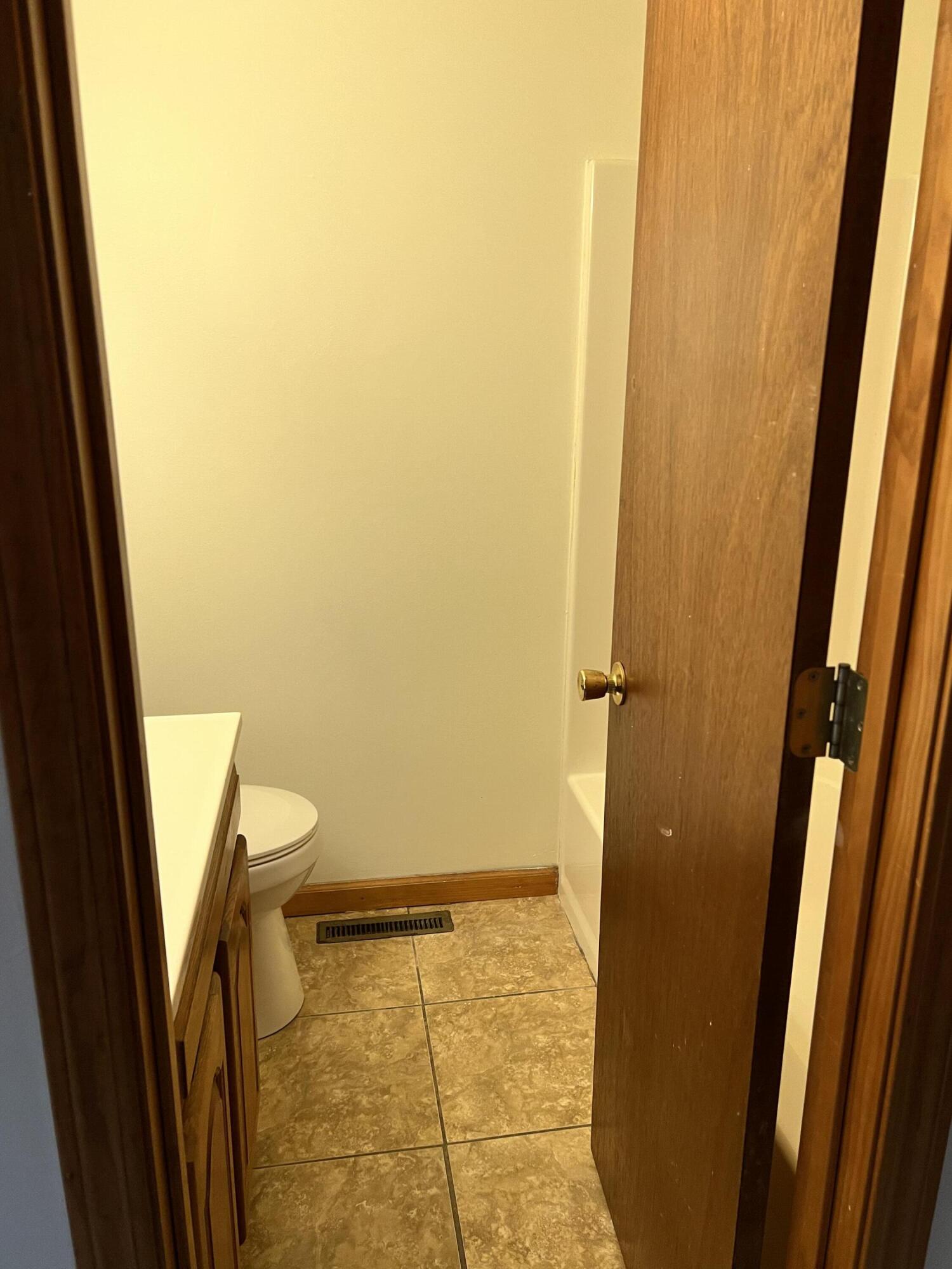 111-121 Hughes Road, Unit 1 Watauga, TN 37694 - Photo 23 of 23 E8AEAB1A-DD46-4F5A-B938-A34312D16D01