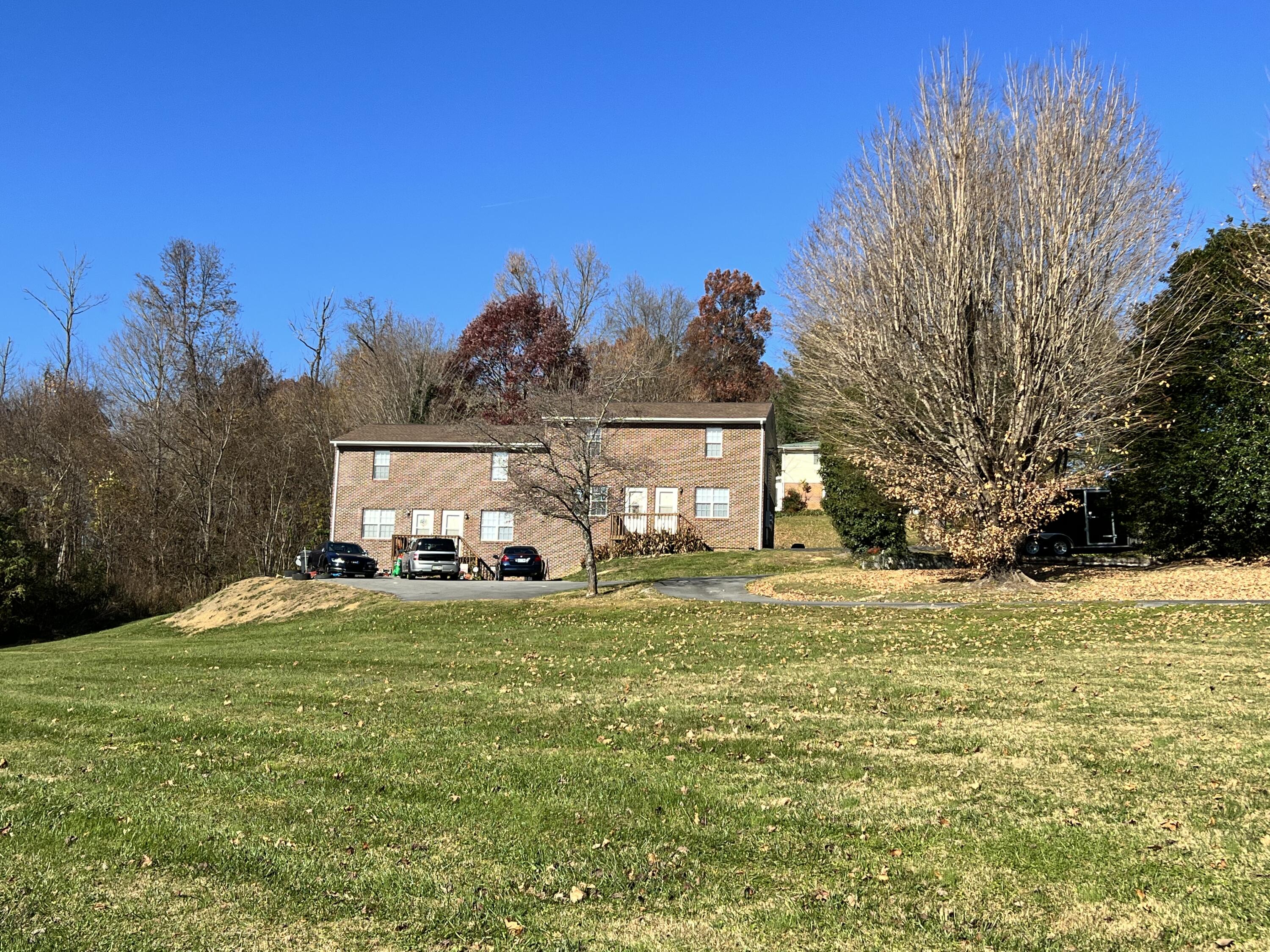 111-121 Hughes Road, Unit 1 Watauga, TN 37694 - Photo 9 of 23 4A2E3856-C20E-4DE3-BB4D-49503F772C0D