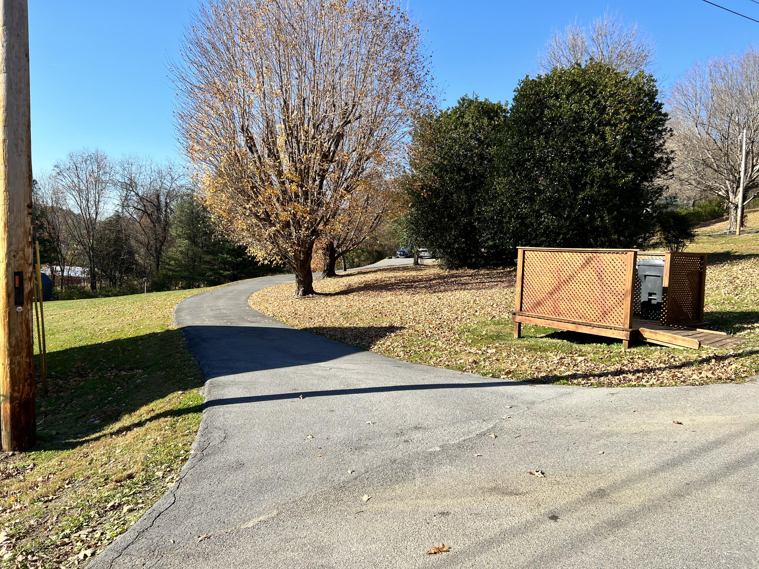 111-121 Hughes Road, Unit 1 Watauga, TN 37694 - Photo 10 of 23 7DD2854A-3C32-45E2-B5CA-B48E274E531F