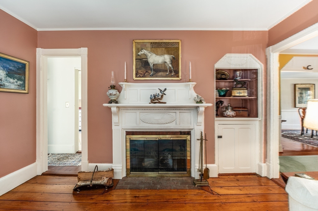 12 Vine Street Manchester, MA 01944 - Photo 14 of 39