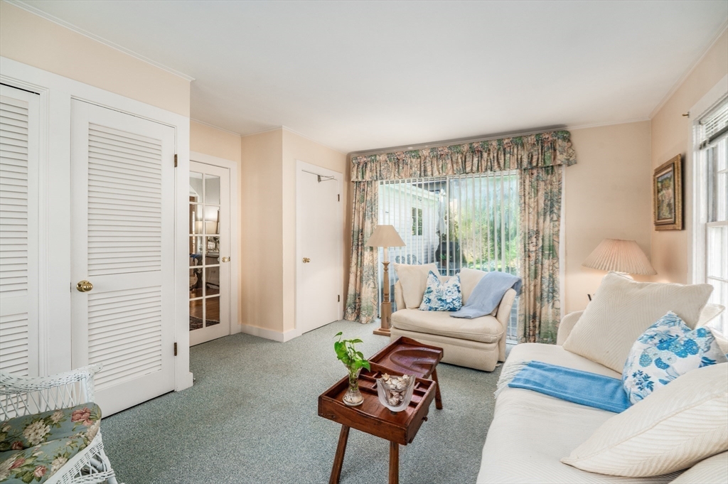 12 Vine Street Manchester, MA 01944 - Photo 20 of 39
